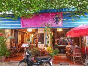 Гостиница Ganesha Family Guesthouse  Battambang